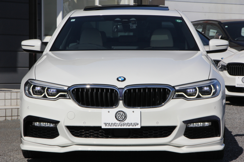 BMW 5シリーズ 530i Mｽﾎﾟｰﾂ ｲﾉﾍﾞｰｼｮﾝ&ｺﾝﾌｫｰﾄP 252馬力 ｻﾝﾙｰﾌ ﾊｰﾏﾝｶｰﾄﾞﾝ ｱｲﾎﾞﾘｰﾚｻﾞｰ ﾏｯｻｰｼﾞ&ｱｸﾃｨﾌﾞﾍﾞﾝﾁﾚｰｼｮﾝ 全席ﾋｰﾀｰ&4ｿﾞｰﾝｴｱｺﾝ ﾃﾞｨｽﾌﾟﾚｲｷｰ&ﾘﾓｰﾄP ｼﾞｪｽﾁｬｰC HUD LEDﾍｯﾄﾞﾗｲﾄ 追従ACC 360度ｶﾒﾗ 2年保証
