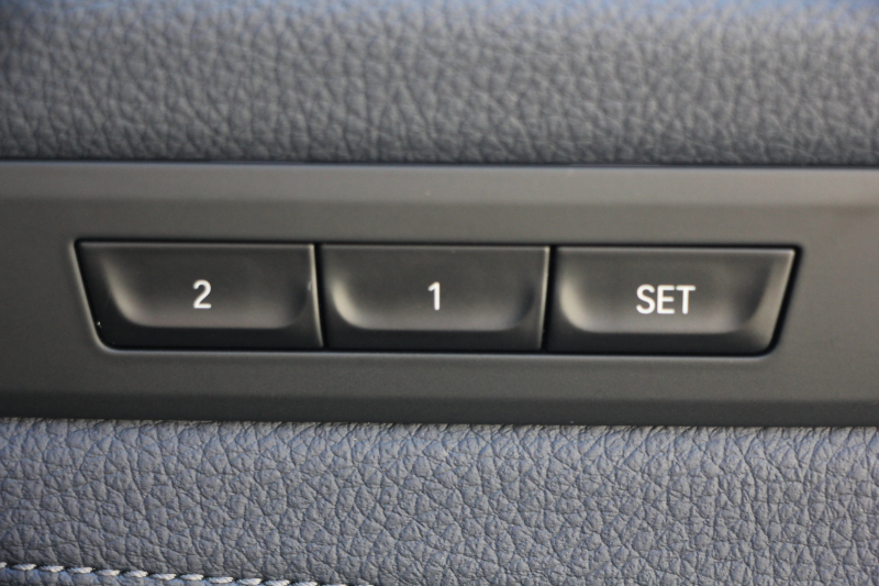 BMW 5シリーズ 530i ｴﾃﾞｨｼｮﾝﾐｯｼｮﾝｲﾝﾎﾟｯｼﾌﾞﾙ 特別仕様車 高出力 ﾅｲﾄﾌﾞﾙｰﾚｻﾞｰ ｱﾀﾞﾌﾟﾃｨﾌﾞｻｽ HUD ﾊｰﾏﾝｶｰﾄﾞﾝ 追従ACC ｽﾃｱﾘﾝｸﾞｻﾎﾟｰﾄ ﾀｯﾁ画面HDDﾅﾋﾞTV LEDﾍｯﾄﾞﾗｲﾄ ｵｰﾄﾊｲﾋﾞｰﾑ 電動ﾄﾗﾝｸ 360度ｶﾒﾗ 全席ﾋｰﾀｰ ﾌﾞﾗｯｸ19AW 2年保証