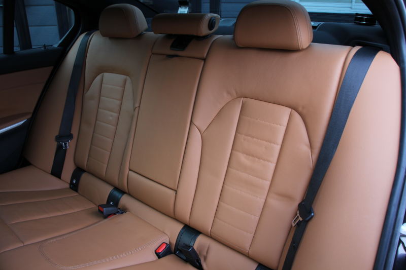 BMW 3シリーズ 320i Mｽﾎﾟｰﾂ ﾊｲﾗｲﾝ&ｺﾝﾌｫｰﾄP ｺﾆｬｯｸﾚｻﾞｰ ｼｰﾄﾋｰﾀｰ ﾗﾝﾊﾞｰｻﾎﾟｰﾄ 360度ｶﾒﾗ ｵﾌﾟｼｮﾝ19AW 追従ACC ｽﾃｱﾘﾝｸﾞｻﾎﾟｰﾄ BMWﾗｲﾌﾞｺｯｸﾋﾟｯﾄﾞApplecarplay対応 ﾀｯﾁﾊﾟﾈﾙHDDﾅﾋﾞ電動ﾄﾗﾝｸ 後退ｱｼｽﾄ Dｱｼｽﾄﾌﾟﾛ 2年保証