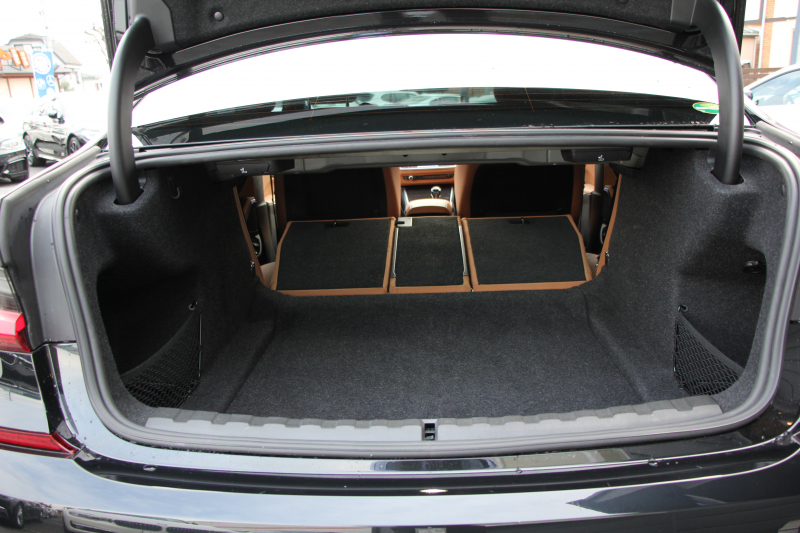 BMW 3シリーズ 320i Mｽﾎﾟｰﾂ ﾊｲﾗｲﾝ&ｺﾝﾌｫｰﾄP ｺﾆｬｯｸﾚｻﾞｰ ｼｰﾄﾋｰﾀｰ ﾗﾝﾊﾞｰｻﾎﾟｰﾄ 360度ｶﾒﾗ ｵﾌﾟｼｮﾝ19AW 追従ACC ｽﾃｱﾘﾝｸﾞｻﾎﾟｰﾄ BMWﾗｲﾌﾞｺｯｸﾋﾟｯﾄﾞApplecarplay対応 ﾀｯﾁﾊﾟﾈﾙHDDﾅﾋﾞ電動ﾄﾗﾝｸ 後退ｱｼｽﾄ Dｱｼｽﾄﾌﾟﾛ 2年保証