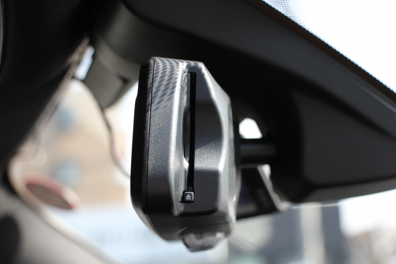 BMW 3シリーズ 320d Mｽﾎﾟｰﾂ 最終ﾓﾃﾞﾙ 8C新ｴﾝｼﾞﾝ ｻﾝﾙｰﾌ ﾋｰﾀｰ黒革 液晶ﾒｰﾀｰ 追従ACC LEDﾍｯﾄﾞﾗｲﾄ&ﾃｰﾙ ﾀｯﾁ画面対応HDDﾅﾋﾞBluetooth接続 Mﾊﾟﾌｫｰﾏﾝｽｽﾎﾟｲﾗｰ ﾚｰﾝﾁｪﾝｼﾞ警告 衝突軽減ﾌﾞﾚｰｷ 車線逸脱警告 歩行者警告 2年保証