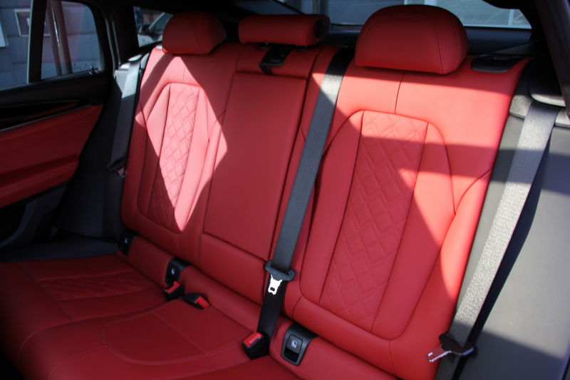 BMW X4 Xdrive30i Mｽﾎﾟｰﾂ 中期 型式変更後 2V20 ﾊﾟﾉﾗﾏｻﾝﾙｰﾌ Individualﾌｨｵﾅﾚｯﾄﾞ&ﾌﾞﾗｯｸｺﾝﾋﾞﾒﾘﾉﾚｻﾞｰ&ﾋﾟｱﾉﾌｨﾆｯｼｭﾌﾞﾗｯｸﾄﾘﾑ ｵﾌﾟｼｮﾝ20AW 全席ﾋｰﾀｰ 変更後BMWﾗｲﾌﾞｺｯｸﾋﾟｯﾄﾞ&ｶｰﾌﾟﾚｲ対応NEWﾅﾋﾞTV 360度ｶﾒﾗ 2年保証