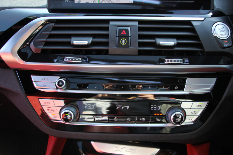 BMW X4 Xdrive30i Mｽﾎﾟｰﾂ 中期 型式変更後 2V20 ﾊﾟﾉﾗﾏｻﾝﾙｰﾌ Individualﾌｨｵﾅﾚｯﾄﾞ&ﾌﾞﾗｯｸｺﾝﾋﾞﾒﾘﾉﾚｻﾞｰ&ﾋﾟｱﾉﾌｨﾆｯｼｭﾌﾞﾗｯｸﾄﾘﾑ ｵﾌﾟｼｮﾝ20AW 全席ﾋｰﾀｰ 変更後BMWﾗｲﾌﾞｺｯｸﾋﾟｯﾄﾞ&ｶｰﾌﾟﾚｲ対応NEWﾅﾋﾞTV 360度ｶﾒﾗ 2年保証