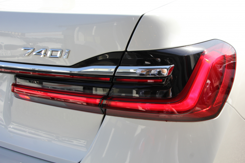 BMW 7シリーズ 740i Mｽﾎﾟｰﾂ ｲﾉﾍﾞｰｼｮﾝP 後期☆期間限定掲載 特選車☆ｻﾝﾙｰﾌ ﾚｰｻﾞｰﾗｲﾄ ﾓｶﾅｯﾊﾟﾚｻﾞｰ 全席ﾋｰﾀｰ&ﾍﾞﾝﾁﾚｰｼｮﾝ ｿﾌﾄｸﾛｰｽﾞﾄﾞｱ BMW ﾗｲﾌﾞｺｯｸﾋﾟｯﾄﾞApplecarplay 追従ACC ｽﾃｱﾘﾝｸﾞｻﾎﾟｰﾄ HUD ﾊｰﾏﾝｶｰﾄﾞﾝｻﾗｳﾝﾄﾞ真珠色 2年保証