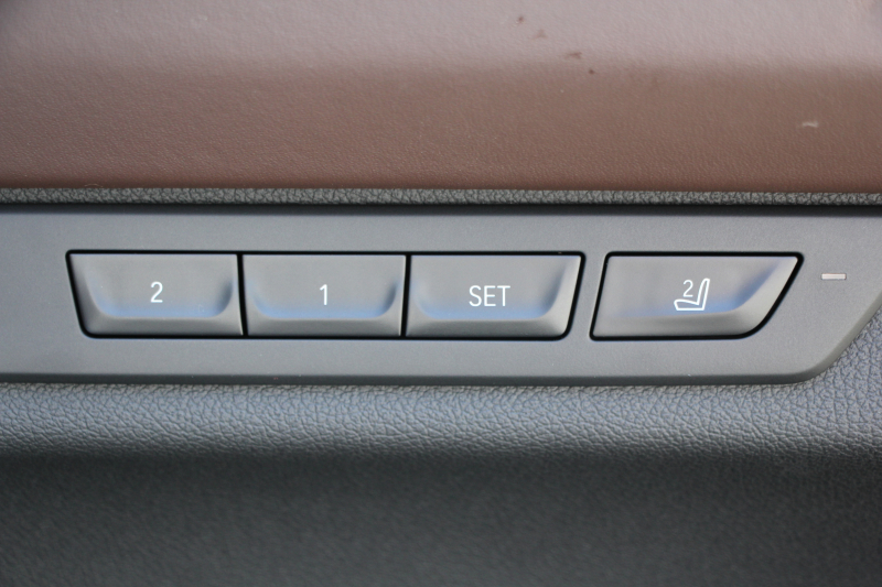 BMW 7シリーズ 740i Mｽﾎﾟｰﾂ ｲﾉﾍﾞｰｼｮﾝP 後期☆期間限定掲載 特選車☆ｻﾝﾙｰﾌ ﾚｰｻﾞｰﾗｲﾄ ﾓｶﾅｯﾊﾟﾚｻﾞｰ 全席ﾋｰﾀｰ&ﾍﾞﾝﾁﾚｰｼｮﾝ ｿﾌﾄｸﾛｰｽﾞﾄﾞｱ BMW ﾗｲﾌﾞｺｯｸﾋﾟｯﾄﾞApplecarplay 追従ACC ｽﾃｱﾘﾝｸﾞｻﾎﾟｰﾄ HUD ﾊｰﾏﾝｶｰﾄﾞﾝｻﾗｳﾝﾄﾞ真珠色 2年保証