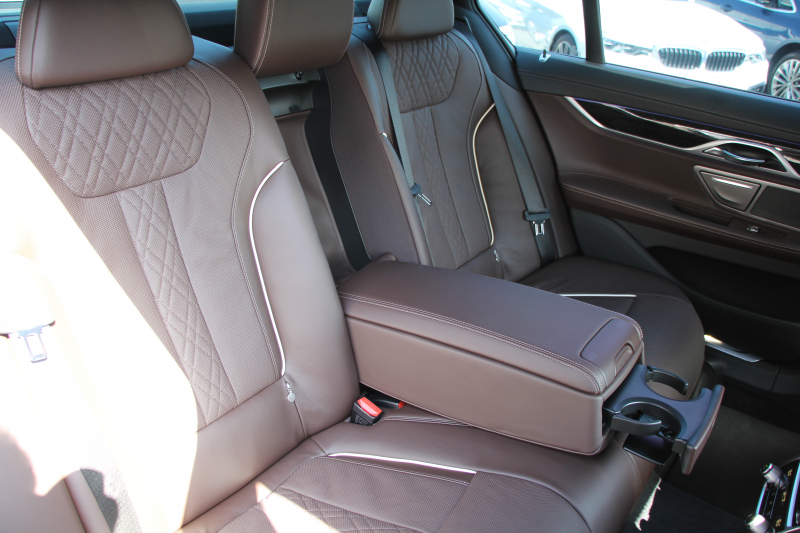 BMW 7シリーズ 740i Mｽﾎﾟｰﾂ ｲﾉﾍﾞｰｼｮﾝP 後期☆期間限定掲載 特選車☆ｻﾝﾙｰﾌ ﾚｰｻﾞｰﾗｲﾄ ﾓｶﾅｯﾊﾟﾚｻﾞｰ 全席ﾋｰﾀｰ&ﾍﾞﾝﾁﾚｰｼｮﾝ ｿﾌﾄｸﾛｰｽﾞﾄﾞｱ BMW ﾗｲﾌﾞｺｯｸﾋﾟｯﾄﾞApplecarplay 追従ACC ｽﾃｱﾘﾝｸﾞｻﾎﾟｰﾄ HUD ﾊｰﾏﾝｶｰﾄﾞﾝｻﾗｳﾝﾄﾞ真珠色 2年保証