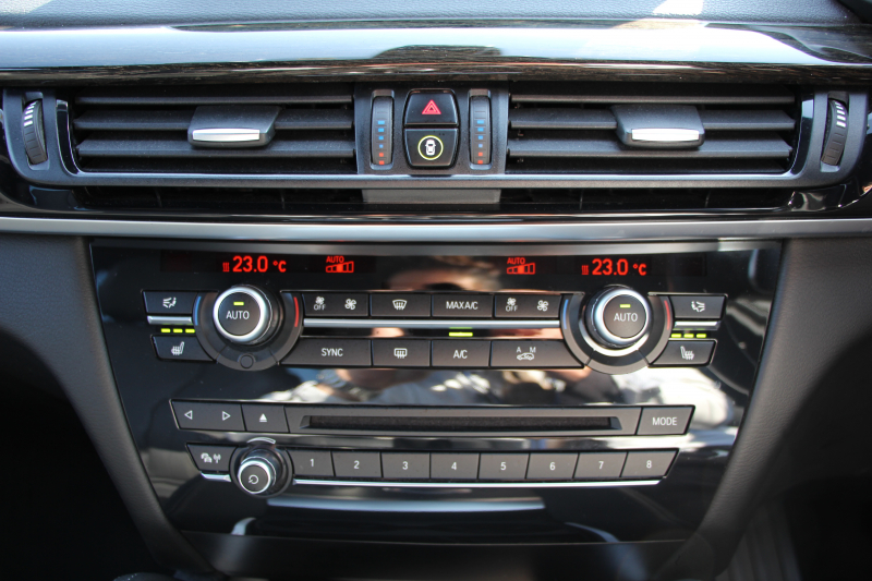 BMW X6 Xdrive35i Mｽﾎﾟｰﾂ ｾﾚｸﾄP 変更後ﾓﾃﾞﾙ ｻﾝﾙｰﾌ 全席ﾋｰﾀｰ黒革 LEDﾍｯﾄﾞﾗｲﾄ ｱﾀﾞﾌﾟﾃｨﾌﾞMｻｽ Mﾊﾟﾌｫｰﾏﾝｽ21AW 全ﾄﾞｱｿﾌﾄｸﾛｰｽﾞ変更後ﾀｯﾁ画面HDDﾅﾋﾞTV 360度ｶﾒﾗ 電動ﾄﾗﾝｸ 追従ACC HUD 衝突軽減ﾌﾞﾚｰｷ 2年保証