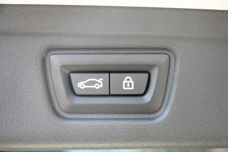 BMW 3シリーズ 320d Xdrive ﾂｰﾘﾝｸﾞMｽﾎﾟｰﾂ ﾊｲﾗｲﾝ&ｺﾝﾌｫｰﾄP 4WD ﾊﾟﾉﾗﾏｻﾝﾙｰﾌ ﾋｰﾀｰ黒革 ﾗﾝﾊﾞｰｻﾎﾟｰﾄ LEDﾍｯﾄﾞﾗｲﾄ ｵｰﾄﾊｲﾋﾞｰﾑ LCI用Mﾊﾟﾌｫｰﾏﾝｽ19AW  Applecarplay BMWﾗｲﾌﾞｺｯｸﾋﾟｯﾄﾞ電動ﾄﾗﾝｸ 追従ACC ｽﾃｱﾘﾝｸﾞｻﾎﾟｰﾄ 2年保証