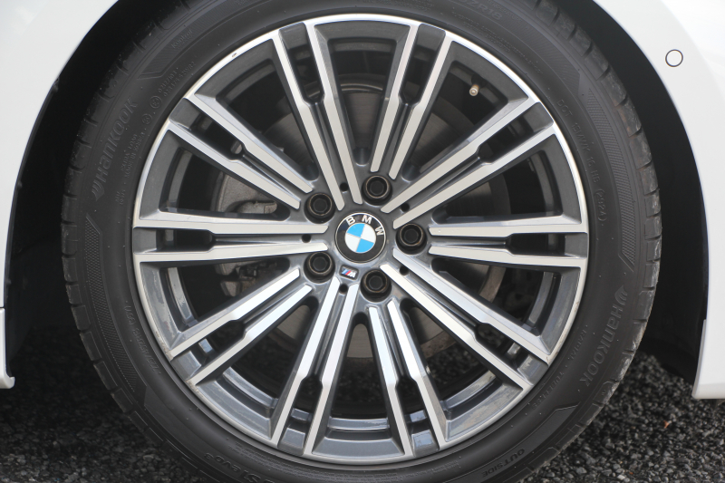 BMW 3シリーズ 320d Xdrive Mｽﾎﾟｰﾂ ﾊｲﾗｲﾝ ｺﾝﾌｫｰﾄP 4WD ﾋｰﾀｰ黒革 LEDﾍｯﾄﾞﾗｲﾄ ｵｰﾄﾊｲﾋﾞｰﾑ 追従ACC ｽﾃｱﾘﾝｸﾞｻﾎﾟｰﾄ ﾌﾙｾｸﾞTV Applecarplay対応 360度ｶﾒﾗ Pｱｼｽﾄ ﾀｯﾁ画面HDDﾅﾋﾞ電動ﾄﾗﾝｸ 3Ddesignｻｽ&ﾄﾗﾝｸｽﾎﾟｲﾗｰ ﾗﾝﾊﾞｰｻﾎﾟｰﾄ 2年保証