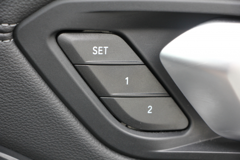 BMW 3シリーズ 320d Xdrive Mｽﾎﾟｰﾂ ﾊｲﾗｲﾝ ｺﾝﾌｫｰﾄP 4WD ﾋｰﾀｰ黒革 LEDﾍｯﾄﾞﾗｲﾄ ｵｰﾄﾊｲﾋﾞｰﾑ 追従ACC ｽﾃｱﾘﾝｸﾞｻﾎﾟｰﾄ ﾌﾙｾｸﾞTV Applecarplay対応 360度ｶﾒﾗ Pｱｼｽﾄ ﾀｯﾁ画面HDDﾅﾋﾞ電動ﾄﾗﾝｸ 3Ddesignｻｽ&ﾄﾗﾝｸｽﾎﾟｲﾗｰ ﾗﾝﾊﾞｰｻﾎﾟｰﾄ 2年保証