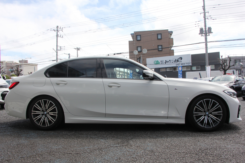 BMW 3シリーズ 320d Xdrive Mｽﾎﾟｰﾂ ﾊｲﾗｲﾝ ｺﾝﾌｫｰﾄP 4WD ﾋｰﾀｰ黒革 LEDﾍｯﾄﾞﾗｲﾄ ｵｰﾄﾊｲﾋﾞｰﾑ 追従ACC ｽﾃｱﾘﾝｸﾞｻﾎﾟｰﾄ ﾌﾙｾｸﾞTV Applecarplay対応 360度ｶﾒﾗ Pｱｼｽﾄ ﾀｯﾁ画面HDDﾅﾋﾞ電動ﾄﾗﾝｸ 3Ddesignｻｽ&ﾄﾗﾝｸｽﾎﾟｲﾗｰ ﾗﾝﾊﾞｰｻﾎﾟｰﾄ 2年保証