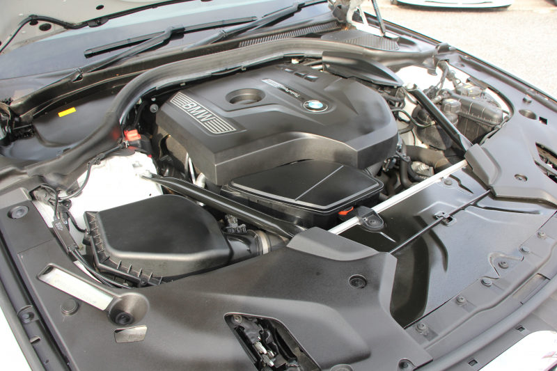 BMW 5シリーズ 530i Mｽﾎﾟｰﾂ ﾃﾞﾋﾞｭｰP 1ｵ-ﾅ 252馬力 全席ﾋｰﾀｰ黒革 HUD ｼﾞｪｽﾁｬｰC ｿﾌﾄｸﾛｰｽﾞﾄﾞｱ 追従ACC ｽﾃｱﾘﾝｸﾞｻﾎﾟｰﾄ LEDﾍｯﾄﾞﾗｲﾄ ﾊｲﾋﾞｰﾑｱｼｽﾄ ﾀｯﾁ画面HDDﾅﾋﾞTV 360度ｶﾒﾗ Pｱｼｽﾄﾌﾟﾗｽ 電動ﾄﾗﾝｸ 2年保証