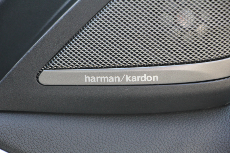 BMW 5シリーズ 530i ｴﾃﾞｨｼｮﾝﾐｯｼｮﾝｲﾝﾎﾟｯｼﾌﾞﾙ 特別仕様車 高出力 ﾅｲﾄﾌﾞﾙｰﾚｻﾞｰ ｱﾀﾞﾌﾟﾃｨﾌﾞｻｽ HUD ﾊｰﾏﾝｶｰﾄﾞﾝ 追従ACC ｽﾃｱﾘﾝｸﾞｻﾎﾟｰﾄ ﾀｯﾁ画面HDDﾅﾋﾞTV LEDﾍｯﾄﾞﾗｲﾄ ｵｰﾄﾊｲﾋﾞｰﾑ 電動ﾄﾗﾝｸ 360度ｶﾒﾗ 全席ﾋｰﾀｰ ﾌﾞﾗｯｸ19AW 2年保証