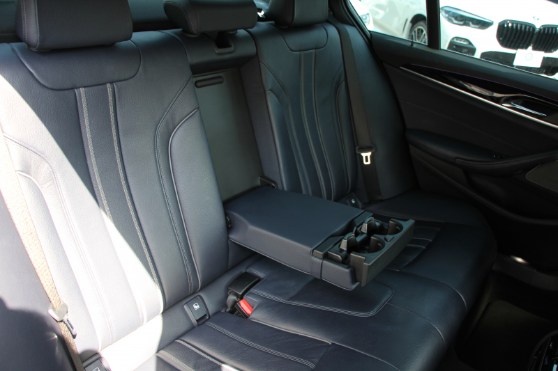 BMW 5シリーズ 530i ｴﾃﾞｨｼｮﾝﾐｯｼｮﾝｲﾝﾎﾟｯｼﾌﾞﾙ 特別仕様車 高出力 ﾅｲﾄﾌﾞﾙｰﾚｻﾞｰ ｱﾀﾞﾌﾟﾃｨﾌﾞｻｽ HUD ﾊｰﾏﾝｶｰﾄﾞﾝ 追従ACC ｽﾃｱﾘﾝｸﾞｻﾎﾟｰﾄ ﾀｯﾁ画面HDDﾅﾋﾞTV LEDﾍｯﾄﾞﾗｲﾄ ｵｰﾄﾊｲﾋﾞｰﾑ 電動ﾄﾗﾝｸ 360度ｶﾒﾗ 全席ﾋｰﾀｰ ﾌﾞﾗｯｸ19AW 2年保証