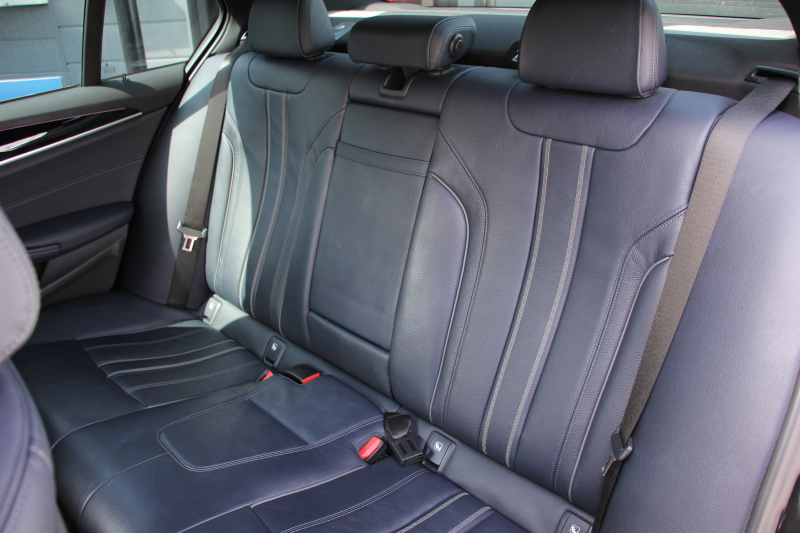 BMW 5シリーズ 530i ｴﾃﾞｨｼｮﾝﾐｯｼｮﾝｲﾝﾎﾟｯｼﾌﾞﾙ 特別仕様車 高出力 ﾅｲﾄﾌﾞﾙｰﾚｻﾞｰ ｱﾀﾞﾌﾟﾃｨﾌﾞｻｽ HUD ﾊｰﾏﾝｶｰﾄﾞﾝ 追従ACC ｽﾃｱﾘﾝｸﾞｻﾎﾟｰﾄ ﾀｯﾁ画面HDDﾅﾋﾞTV LEDﾍｯﾄﾞﾗｲﾄ ｵｰﾄﾊｲﾋﾞｰﾑ 電動ﾄﾗﾝｸ 360度ｶﾒﾗ 全席ﾋｰﾀｰ ﾌﾞﾗｯｸ19AW 2年保証