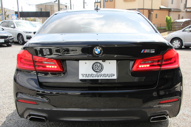 BMW 5シリーズ 530i ｴﾃﾞｨｼｮﾝﾐｯｼｮﾝｲﾝﾎﾟｯｼﾌﾞﾙ 特別仕様車 高出力 ﾅｲﾄﾌﾞﾙｰﾚｻﾞｰ ｱﾀﾞﾌﾟﾃｨﾌﾞｻｽ HUD ﾊｰﾏﾝｶｰﾄﾞﾝ 追従ACC ｽﾃｱﾘﾝｸﾞｻﾎﾟｰﾄ ﾀｯﾁ画面HDDﾅﾋﾞTV LEDﾍｯﾄﾞﾗｲﾄ ｵｰﾄﾊｲﾋﾞｰﾑ 電動ﾄﾗﾝｸ 360度ｶﾒﾗ 全席ﾋｰﾀｰ ﾌﾞﾗｯｸ19AW 2年保証