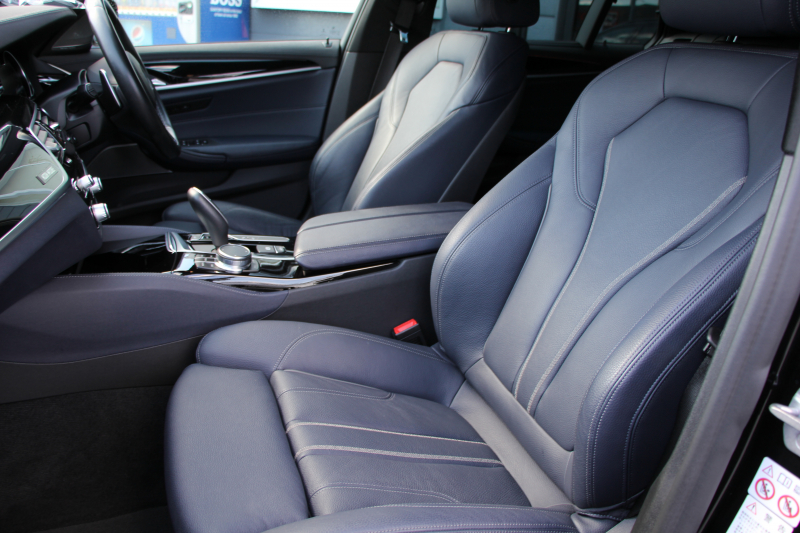 BMW 5シリーズ 530i ﾂｰﾘﾝｸﾞｴﾃﾞｨｼｮﾝﾐｯｼｮﾝｲﾝﾎﾟｯｼﾌﾞﾙ 特別仕様車 高出力 ﾅｲﾄﾌﾞﾙｰﾚｻﾞｰ ｱﾀﾞﾌﾟﾃｨﾌﾞｻｽ HUD ﾊｰﾏﾝｶｰﾄﾞﾝ ACC ｽﾃｱﾘﾝｸﾞｻﾎﾟｰﾄ ﾀｯﾁ画面HDDﾅﾋﾞTV LEDﾍｯﾄﾞﾗｲﾄ ｵｰﾄﾊｲﾋﾞｰﾑ 電動ﾄﾗﾝｸ 360度ｶﾒﾗ 全席ﾋｰﾀｰ ﾌﾞﾗｯｸ19AW 2年保証