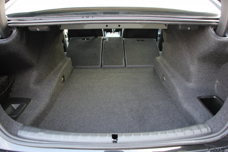 BMW 5シリーズ 530i ｴﾃﾞｨｼｮﾝﾐｯｼｮﾝｲﾝﾎﾟｯｼﾌﾞﾙ 特別仕様車 高出力 ﾅｲﾄﾌﾞﾙｰﾚｻﾞｰ ｱﾀﾞﾌﾟﾃｨﾌﾞｻｽ HUD ﾊｰﾏﾝｶｰﾄﾞﾝ 追従ACC ｽﾃｱﾘﾝｸﾞｻﾎﾟｰﾄ ﾀｯﾁ画面HDDﾅﾋﾞTV LEDﾍｯﾄﾞﾗｲﾄ ｵｰﾄﾊｲﾋﾞｰﾑ 電動ﾄﾗﾝｸ 360度ｶﾒﾗ 全席ﾋｰﾀｰ ﾌﾞﾗｯｸ19AW 2年保証