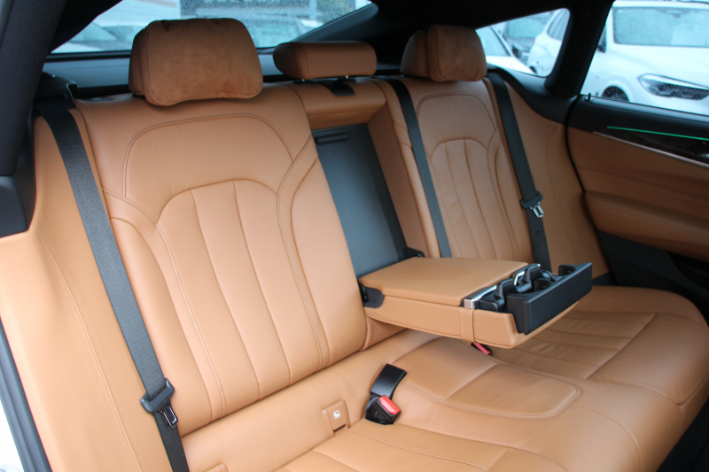 BMW 6シリーズ 630i ｸﾞﾗﾝﾂｰﾘｽﾓ Mｽﾎﾟｰﾂ ｺﾝﾌｫｰﾄP 真珠色 ﾊﾟﾉﾗﾏｻﾝR ｺﾆｬｯｸﾚｻﾞｰ 全席ﾋｰﾀｰ ﾌﾛﾝﾄﾏｯｻｰｼﾞ&ﾍﾞﾝﾁﾚｰｼｮﾝ ﾘｱ電動可倒調整 ﾊｰﾏﾝｶｰﾄﾞﾝ 追従ACC HUD LEDﾍｯﾄﾞﾗｲﾄ 4ｿﾞｰﾝｴｱｺﾝ 360度ｶﾒﾗ ｿﾌﾄｸﾛｰｽﾞﾄﾞｱ ﾀｯﾁ画面ﾅﾋﾞ電動ﾄﾗﾝｸ 2年保証