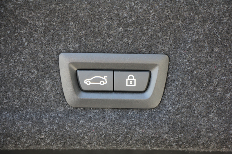 BMW 3シリーズ 320i Mｽﾎﾟｰﾂ ﾊｲﾗｲﾝ ﾌｧｽﾄﾄﾗｯｸ&ｺﾝﾌｫｰﾄP ｺﾆｬｯｸﾚｻﾞｰ ﾋｰﾀｰ&ﾗﾝﾊﾞｰ ｱﾀﾞﾌﾟﾃｨﾌﾞMｻｽ Mｽﾎﾟｰﾂﾌﾞﾚｰｷ 19AW ﾀｯﾁﾊﾟﾈﾙ対応HDDﾅﾋﾞｱｯﾌﾟﾙｶｰﾌﾟﾚｲ 電動ﾄﾗﾝｸ LEDﾍｯﾄﾞﾗｲﾄ LEDｵｰﾄﾊｲﾋﾞｰﾑ Pｱｼｽﾄ 追従ACC ｽﾃｱｻﾎﾟｰﾄ 2年保証