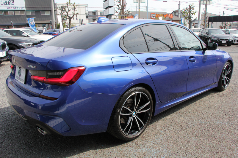 BMW 3シリーズ 320i Mｽﾎﾟｰﾂ ﾃﾞﾋﾞｭｰ&ｺﾝﾌｫｰﾄP ﾋｰﾀｰ黒革 19AW HUD BMWﾗｲﾌﾞｺｯｸﾋﾟｯﾄﾞﾀｯﾁﾊﾟﾈﾙ対応HDDﾅﾋﾞApplecarplay対応 電動ﾄﾗﾝｸ LEDﾍｯﾄﾞﾗｲﾄ LEDﾌｫｸﾞPｱｼｽﾄ 追従ACC ｽﾃｱﾘﾝｸﾞｻﾎﾟｰﾄ Hifiｽﾋﾟｰｶｰ 2年保証