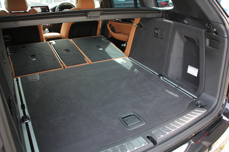 BMW X3 ﾐｯﾄﾞﾅｲﾄｴﾃﾞｨｼｮﾝ 限定車 1ｵ-ﾅ NEWｲﾝﾃﾘｱ ｺﾆｬｯｸﾚｻﾞｰ Mｼｰﾄﾍﾞﾙﾄ ﾊｰﾏﾝｶｰﾄﾞﾝｻﾗｳﾝﾄﾞ20AW ｱﾝﾋﾞｴﾝﾄﾗｲﾄ BMWﾗｲﾌﾞｺｯｸﾋﾟｯﾄ ｱｯﾌﾟﾙｶｰﾌﾟﾚｲ 新HDDﾅﾋﾞTV HUD 追従ACC ｽﾃｱｻﾎﾟｰﾄ LEDﾍｯﾄﾞﾗｲﾄ 電動ﾄﾗﾝｸ 360度ｶﾒﾗ 2年保証