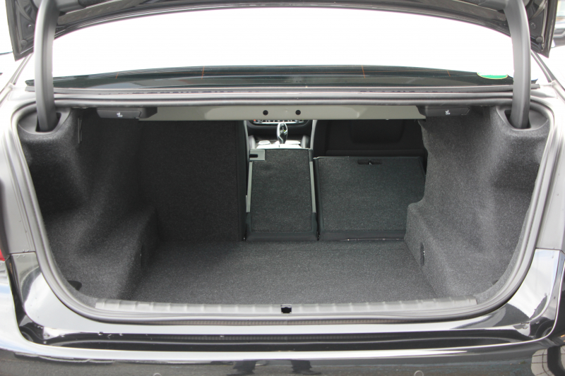 BMW 5シリーズ 540i Mｽﾎﾟｰﾂ ｲﾉﾍﾞｰｼｮﾝP 後輪駆動 1ｵ-ﾅ ｻﾝﾙｰﾌ 全席ﾋｰﾀｰ黒革 直6ﾀｰﾎﾞ340馬力 ｱﾀﾞﾌﾟﾃｨﾌﾞｻｽ ﾊｰﾏﾝｶｰﾄﾞﾝ HUD ﾃﾞｨｽﾌﾟﾚｲｷｰ ﾘﾓｰﾄﾊﾟｰｷﾝｸﾞｼﾞｪｽﾁｬｰC ﾜｲﾔﾚｽ充電 4ｿﾞｰﾝｴｱｺﾝ 追従ACC LEDﾍｯﾄﾞﾗｲﾄ ｵｰﾄﾊｲﾋﾞｰﾑ 2年保証