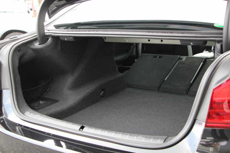 BMW 5シリーズ 540i Mｽﾎﾟｰﾂ ｲﾉﾍﾞｰｼｮﾝP 後輪駆動 1ｵ-ﾅ ｻﾝﾙｰﾌ 全席ﾋｰﾀｰ黒革 直6ﾀｰﾎﾞ340馬力 ｱﾀﾞﾌﾟﾃｨﾌﾞｻｽ ﾊｰﾏﾝｶｰﾄﾞﾝ HUD ﾃﾞｨｽﾌﾟﾚｲｷｰ ﾘﾓｰﾄﾊﾟｰｷﾝｸﾞｼﾞｪｽﾁｬｰC ﾜｲﾔﾚｽ充電 4ｿﾞｰﾝｴｱｺﾝ 追従ACC LEDﾍｯﾄﾞﾗｲﾄ ｵｰﾄﾊｲﾋﾞｰﾑ 2年保証