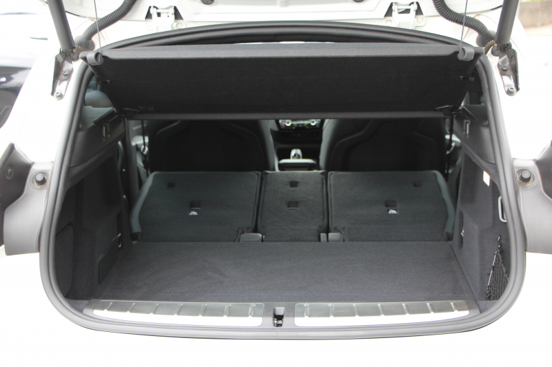 BMW X2 Xdrive20i MｽﾎﾟｰﾂX ﾃﾞﾋﾞｭｰP 4WD ﾊｲﾗｲﾝ ｺﾝﾌｫｰﾄP 追従ACC HUD ﾋｰﾀｰ黒革 電動ｼｰﾄ ｵﾌﾟｼｮﾝ20AW Mﾘｱｽﾎﾟｲﾗｰ ﾀｯﾁ画面HDDﾅﾋﾞBｶﾒﾗ Pｱｼｽﾄ CD&DVD再生可能 Bluetooth接続 電動ﾄﾗﾝｸ LEDﾍｯﾄﾞﾗｲﾄ ｽﾏｰﾄｷｰ 8速AT 2年保証