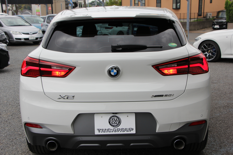 BMW X2 Xdrive20i MｽﾎﾟｰﾂX ﾃﾞﾋﾞｭｰP 4WD ﾊｲﾗｲﾝ ｺﾝﾌｫｰﾄP 追従ACC HUD ﾋｰﾀｰ黒革 電動ｼｰﾄ ｵﾌﾟｼｮﾝ20AW Mﾘｱｽﾎﾟｲﾗｰ ﾀｯﾁ画面HDDﾅﾋﾞBｶﾒﾗ Pｱｼｽﾄ CD&DVD再生可能 Bluetooth接続 電動ﾄﾗﾝｸ LEDﾍｯﾄﾞﾗｲﾄ ｽﾏｰﾄｷｰ 8速AT 2年保証
