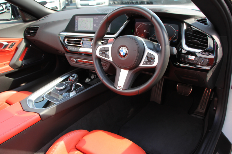BMW Z4 Sdrive20i Mｽﾎﾟｰﾂ ﾌｧｽﾄﾄﾗｯｸP 受注生産OPﾚｯﾄﾞﾚｻﾞｰ Mｽﾎﾟｰﾂｼｰﾄ 可変Mｻｽ Mｽﾎﾟｰﾂﾌﾞﾚｰｷ 19AW ﾜｲﾔﾚｽ充電 LEDﾍｯﾄﾞﾗｲﾄ 追従ACC BMWﾗｲﾌﾞｺｯｸﾋﾟｯﾄ ﾀｯﾁ画面HDDﾅﾋﾞｱﾝﾋﾞｴﾝﾄﾗｲﾄ HiFiｽﾋﾟｰｶｰ 後退ｱｼｽﾄ ｽﾏｰﾄｷｰ 2年保証