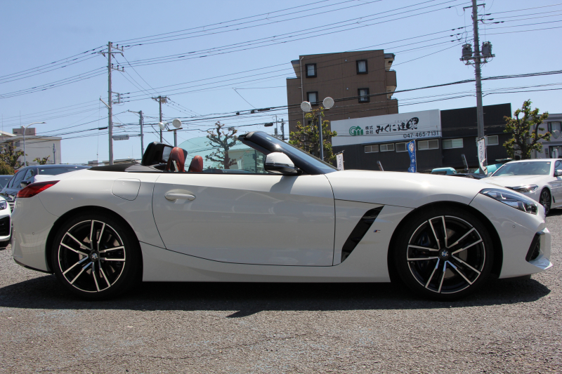 BMW Z4 Sdrive20i Mｽﾎﾟｰﾂ ﾌｧｽﾄﾄﾗｯｸP 受注生産OPﾚｯﾄﾞﾚｻﾞｰ Mｽﾎﾟｰﾂｼｰﾄ 可変Mｻｽ Mｽﾎﾟｰﾂﾌﾞﾚｰｷ 19AW ﾜｲﾔﾚｽ充電 LEDﾍｯﾄﾞﾗｲﾄ 追従ACC BMWﾗｲﾌﾞｺｯｸﾋﾟｯﾄ ﾀｯﾁ画面HDDﾅﾋﾞｱﾝﾋﾞｴﾝﾄﾗｲﾄ HiFiｽﾋﾟｰｶｰ 後退ｱｼｽﾄ ｽﾏｰﾄｷｰ 2年保証