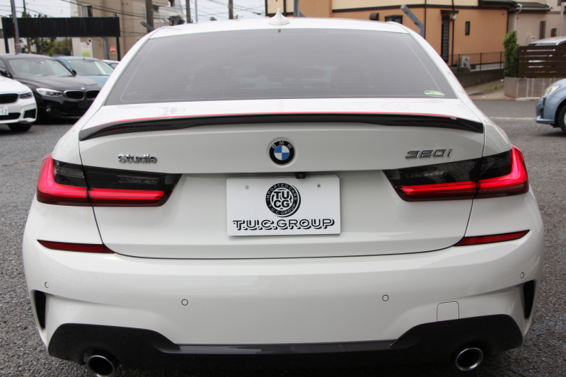 BMW 3シリーズ 320i Mｽﾎﾟｰﾂ ｺﾝﾌｫｰﾄP ｼｰﾄﾋｰﾀｰ HUD ｼﾞｪｽﾁｬｰｺﾝﾄﾛｰﾙ 追従ACC ｽﾃｱﾘﾝｸﾞｻﾎﾟｰﾄ ﾌﾞﾗｯｸﾍﾟｲﾝﾄAW&H&Rｻｽ BMWﾗｲﾌﾞｺｯｸﾋﾟｯﾄ ｱｯﾌﾟﾙｶｰﾌﾟﾚｲ HDDﾅﾋﾞPｱｼｽﾄ LEDﾍｯﾄﾞﾗｲﾄ ｵｰﾄﾊｲﾋﾞｰﾑ 電動ﾄﾗﾝｸ ｽﾏｰﾄｷｰ 2年保証