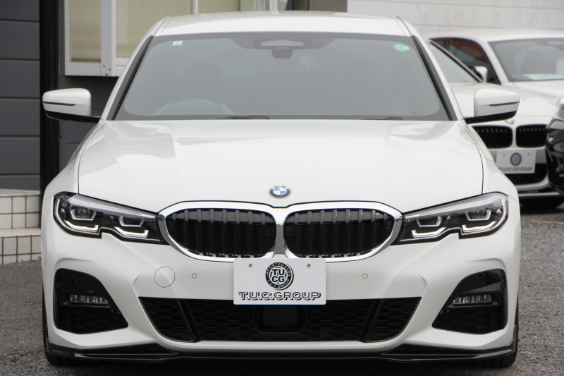 BMW 3シリーズ 320i Mｽﾎﾟｰﾂ ｺﾝﾌｫｰﾄP ｼｰﾄﾋｰﾀｰ HUD ｼﾞｪｽﾁｬｰｺﾝﾄﾛｰﾙ 追従ACC ｽﾃｱﾘﾝｸﾞｻﾎﾟｰﾄ ﾌﾞﾗｯｸﾍﾟｲﾝﾄAW&H&Rｻｽ BMWﾗｲﾌﾞｺｯｸﾋﾟｯﾄ ｱｯﾌﾟﾙｶｰﾌﾟﾚｲ HDDﾅﾋﾞPｱｼｽﾄ LEDﾍｯﾄﾞﾗｲﾄ ｵｰﾄﾊｲﾋﾞｰﾑ 電動ﾄﾗﾝｸ ｽﾏｰﾄｷｰ 2年保証