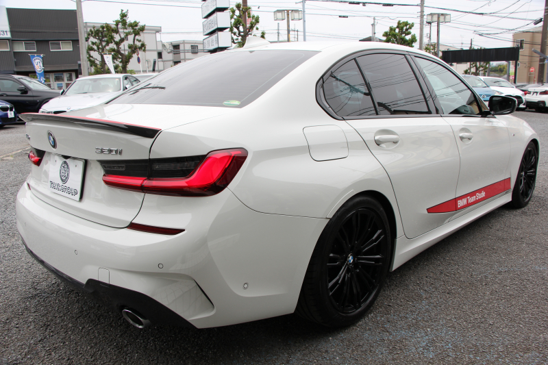 BMW 3シリーズ 320i Mｽﾎﾟｰﾂ ｺﾝﾌｫｰﾄP ｼｰﾄﾋｰﾀｰ HUD ｼﾞｪｽﾁｬｰｺﾝﾄﾛｰﾙ 追従ACC ｽﾃｱﾘﾝｸﾞｻﾎﾟｰﾄ ﾌﾞﾗｯｸﾍﾟｲﾝﾄAW&H&Rｻｽ BMWﾗｲﾌﾞｺｯｸﾋﾟｯﾄ ｱｯﾌﾟﾙｶｰﾌﾟﾚｲ HDDﾅﾋﾞPｱｼｽﾄ LEDﾍｯﾄﾞﾗｲﾄ ｵｰﾄﾊｲﾋﾞｰﾑ 電動ﾄﾗﾝｸ ｽﾏｰﾄｷｰ 2年保証