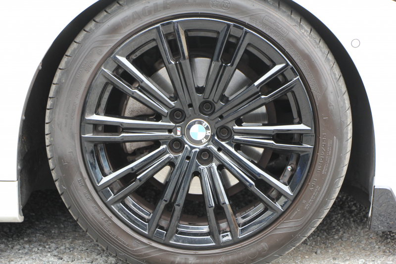 BMW 3シリーズ 320i Mｽﾎﾟｰﾂ ｺﾝﾌｫｰﾄP ｼｰﾄﾋｰﾀｰ HUD ｼﾞｪｽﾁｬｰｺﾝﾄﾛｰﾙ 追従ACC ｽﾃｱﾘﾝｸﾞｻﾎﾟｰﾄ ﾌﾞﾗｯｸﾍﾟｲﾝﾄAW&H&Rｻｽ BMWﾗｲﾌﾞｺｯｸﾋﾟｯﾄ ｱｯﾌﾟﾙｶｰﾌﾟﾚｲ HDDﾅﾋﾞPｱｼｽﾄ LEDﾍｯﾄﾞﾗｲﾄ ｵｰﾄﾊｲﾋﾞｰﾑ 電動ﾄﾗﾝｸ ｽﾏｰﾄｷｰ 2年保証