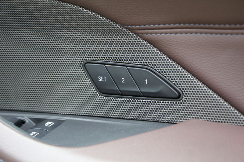 BMW 4シリーズ M440i Xdrive ｸｰﾍﾟ ｲﾉﾍﾞｰｼｮﾝP 4WD 直6ﾀｰﾎﾞ387馬力 ﾋｰﾀｰ付ﾓｶﾚｻﾞｰ ﾍﾞﾝﾁﾚｰｼｮﾝ  ﾚｰｻﾞｰﾗｲﾄ ﾊｰﾏﾝｶｰﾄﾞﾝ 可変Mｻｽ 専用ﾌﾞﾚｰｷ&ﾃﾞﾌ BMWﾗｲﾌﾞｺｯｸﾋﾟｯﾄ ｱｯﾌﾟﾙｶｰﾌﾟﾚｲ対応HDDﾅﾋﾞTV 置くだけ充電器 360度ｶﾒﾗ Dｱｼｽﾄﾌﾟﾛ HUD 真珠 2年保証