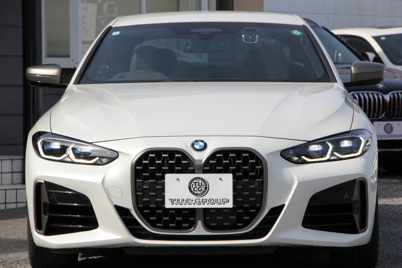 BMW 4シリーズ M440i Xdrive ｸｰﾍﾟ ｲﾉﾍﾞｰｼｮﾝP 4WD 直6ﾀｰﾎﾞ387馬力 ﾋｰﾀｰ付ﾓｶﾚｻﾞｰ ﾍﾞﾝﾁﾚｰｼｮﾝ  ﾚｰｻﾞｰﾗｲﾄ ﾊｰﾏﾝｶｰﾄﾞﾝ 可変Mｻｽ 専用ﾌﾞﾚｰｷ&ﾃﾞﾌ BMWﾗｲﾌﾞｺｯｸﾋﾟｯﾄ ｱｯﾌﾟﾙｶｰﾌﾟﾚｲ対応HDDﾅﾋﾞTV 置くだけ充電器 360度ｶﾒﾗ Dｱｼｽﾄﾌﾟﾛ HUD 真珠 2年保証