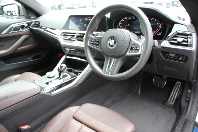 BMW 4シリーズ M440i Xdrive ｸｰﾍﾟ ｲﾉﾍﾞｰｼｮﾝP 4WD 直6ﾀｰﾎﾞ387馬力 ﾋｰﾀｰ付ﾓｶﾚｻﾞｰ ﾍﾞﾝﾁﾚｰｼｮﾝ  ﾚｰｻﾞｰﾗｲﾄ ﾊｰﾏﾝｶｰﾄﾞﾝ 可変Mｻｽ 専用ﾌﾞﾚｰｷ&ﾃﾞﾌ BMWﾗｲﾌﾞｺｯｸﾋﾟｯﾄ ｱｯﾌﾟﾙｶｰﾌﾟﾚｲ対応HDDﾅﾋﾞTV 置くだけ充電器 360度ｶﾒﾗ Dｱｼｽﾄﾌﾟﾛ HUD 真珠 2年保証