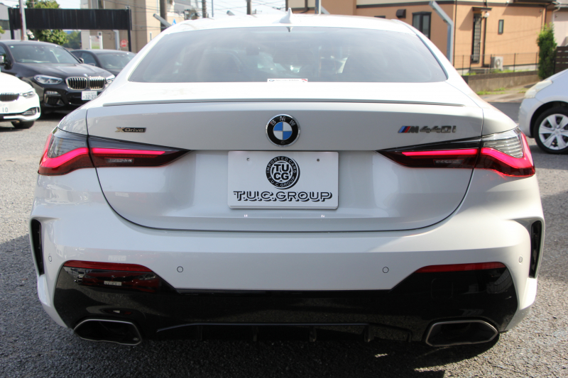 BMW 4シリーズ M440i Xdrive ｸｰﾍﾟ ｲﾉﾍﾞｰｼｮﾝP 4WD 直6ﾀｰﾎﾞ387馬力 ﾋｰﾀｰ付ﾓｶﾚｻﾞｰ ﾍﾞﾝﾁﾚｰｼｮﾝ  ﾚｰｻﾞｰﾗｲﾄ ﾊｰﾏﾝｶｰﾄﾞﾝ 可変Mｻｽ 専用ﾌﾞﾚｰｷ&ﾃﾞﾌ BMWﾗｲﾌﾞｺｯｸﾋﾟｯﾄ ｱｯﾌﾟﾙｶｰﾌﾟﾚｲ対応HDDﾅﾋﾞTV 置くだけ充電器 360度ｶﾒﾗ Dｱｼｽﾄﾌﾟﾛ HUD 真珠 2年保証