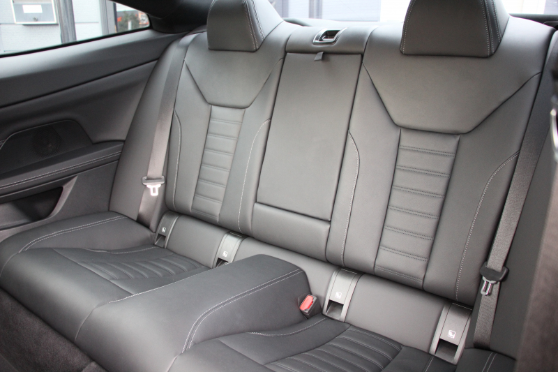 BMW 4シリーズ 420i ｸｰﾍﾟMｽﾎﾟｰﾂ  新車保証8年5月迄 50thｴﾝﾌﾞﾚﾑ ﾋｰﾀｰ黒革 ﾌﾞﾗｯｸﾎｲｰﾙ&ﾘｯﾌﾟｽﾎﾟｲﾗｰ&ﾌﾞﾗｯｸｸﾞﾘﾙ LEDﾍｯﾄﾞﾗｲﾄ ｵｰﾄﾊｲﾋﾞｰﾑ 電動ﾄﾗﾝｸ ﾜｲﾔﾚｽ充電 ｱｯﾌﾟﾙｶｰﾌﾟﾚｲ BMWﾗｲﾌﾞｺｯｸﾋﾟｯﾄ Pｱｼｽﾄ ｱﾝﾋﾞｴﾝﾄﾗｲﾄ 追従ACC 2年保証