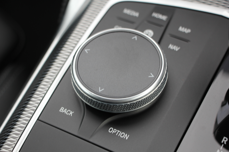 BMW 4シリーズ 420i ｸｰﾍﾟMｽﾎﾟｰﾂ  新車保証8年5月迄 50thｴﾝﾌﾞﾚﾑ ﾋｰﾀｰ黒革 ﾌﾞﾗｯｸﾎｲｰﾙ&ﾘｯﾌﾟｽﾎﾟｲﾗｰ&ﾌﾞﾗｯｸｸﾞﾘﾙ LEDﾍｯﾄﾞﾗｲﾄ ｵｰﾄﾊｲﾋﾞｰﾑ 電動ﾄﾗﾝｸ ﾜｲﾔﾚｽ充電 ｱｯﾌﾟﾙｶｰﾌﾟﾚｲ BMWﾗｲﾌﾞｺｯｸﾋﾟｯﾄ Pｱｼｽﾄ ｱﾝﾋﾞｴﾝﾄﾗｲﾄ 追従ACC 2年保証