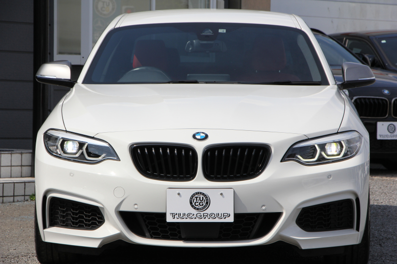 BMW 2シリーズ M240iｸｰﾍﾟ後期 340馬力 B58新ｴﾝｼﾞﾝ ﾋｰﾀｰ赤革 ｱﾀﾞﾌﾟﾃｨﾌﾞMｻｽ 追従ACC LEDﾍｯﾄﾞﾗｲﾄ&ﾃｰﾙ ﾀｯﾁ画面HDDﾅﾋﾞPｱｼｽﾄ 衝突軽減ﾌﾞﾚｰｷ 車線逸脱警告 歩行者警告 ﾊﾟﾄﾞﾙｼﾌﾄ ｽﾏｰﾄｷｰ 18AW Mｽﾎﾟｰﾂﾌﾞﾚｰｷ 2年保証