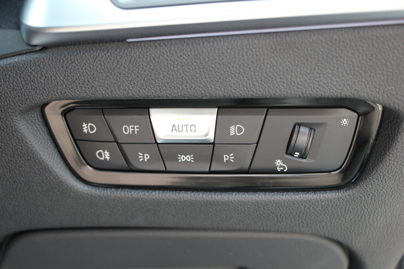 BMW 3シリーズ 330e Mｽﾎﾟｰﾂ ﾊｲﾗｲﾝ ｲﾉﾍﾞｰｼｮﾝ&ｺﾝﾌｫｰﾄP PHEV ﾋｰﾀｰ黒革 ﾚｰｻﾞｰﾗｲﾄ ｼﾞｪｽﾁｬｰC HUD 360度ｶﾒﾗ 後退ｱｼｽﾄ 追従ACC ｽﾃｱﾘﾝｸﾞｻﾎﾟｰﾄ Applecarplay ﾗﾝﾊﾞｰｻﾎﾟｰﾄ 電動ﾄﾗﾝｸ Msportﾌﾞﾚｰｷ BMWﾗｲﾌﾞｺｯｸﾋﾟｯﾄﾞ2年保証