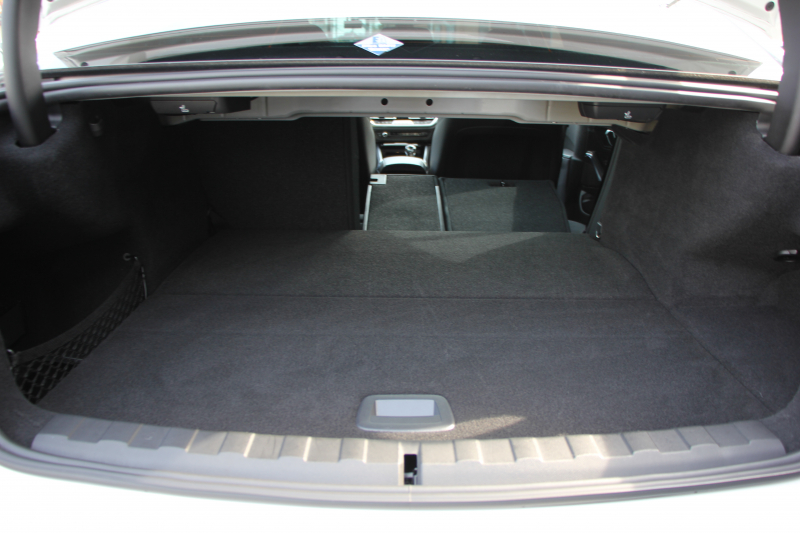 BMW 3シリーズ 330e Mｽﾎﾟｰﾂ ﾊｲﾗｲﾝ ｲﾉﾍﾞｰｼｮﾝ&ｺﾝﾌｫｰﾄP PHEV ﾋｰﾀｰ黒革 ﾚｰｻﾞｰﾗｲﾄ ｼﾞｪｽﾁｬｰC HUD 360度ｶﾒﾗ 後退ｱｼｽﾄ 追従ACC ｽﾃｱﾘﾝｸﾞｻﾎﾟｰﾄ Applecarplay ﾗﾝﾊﾞｰｻﾎﾟｰﾄ 電動ﾄﾗﾝｸ Msportﾌﾞﾚｰｷ BMWﾗｲﾌﾞｺｯｸﾋﾟｯﾄﾞ2年保証