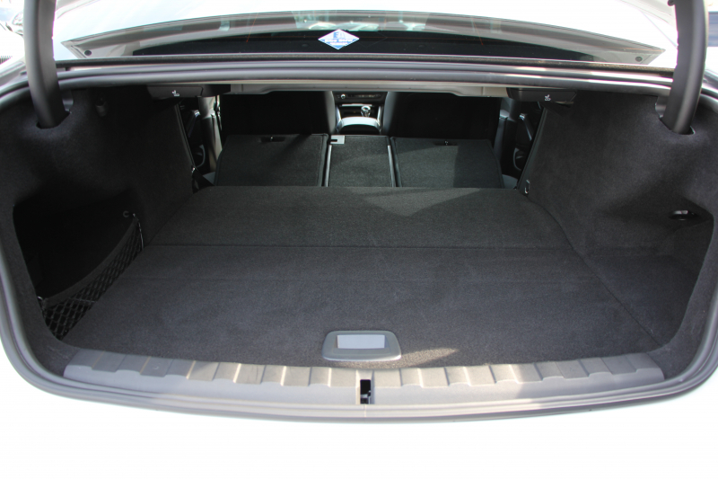 BMW 3シリーズ 330e Mｽﾎﾟｰﾂ ﾊｲﾗｲﾝ ｲﾉﾍﾞｰｼｮﾝ&ｺﾝﾌｫｰﾄP PHEV ﾋｰﾀｰ黒革 ﾚｰｻﾞｰﾗｲﾄ ｼﾞｪｽﾁｬｰC HUD 360度ｶﾒﾗ 後退ｱｼｽﾄ 追従ACC ｽﾃｱﾘﾝｸﾞｻﾎﾟｰﾄ Applecarplay ﾗﾝﾊﾞｰｻﾎﾟｰﾄ 電動ﾄﾗﾝｸ Msportﾌﾞﾚｰｷ BMWﾗｲﾌﾞｺｯｸﾋﾟｯﾄﾞ2年保証