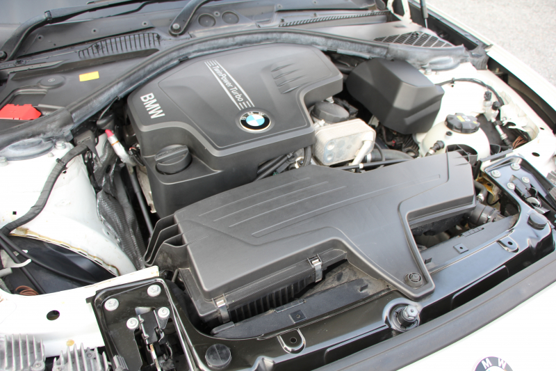 BMW 2シリーズ 220i ｸｰﾍﾟ Mｽﾎﾟｰﾂ ﾊﾟｰｷﾝｸﾞｻﾎﾟｰﾄP 衝突軽減ﾌﾞﾚｰｷ 車線逸脱警告 車線逸脱警告 ﾌﾞﾚｰｷ付ｸﾙｺﾝ ﾌﾙｾｸﾞTV iﾄﾞﾗｲﾌﾞHDDﾅﾋﾞBluetooth接続 Bｶﾒﾗ ｱﾙｶﾝﾀｰﾗ電動ｼｰﾄ 17AW Mｽﾎﾟｰﾂｴｱﾛ ﾊﾟﾄﾞﾙｼﾌﾄ 直噴ﾀｰﾎﾞ8速AT 2年保証