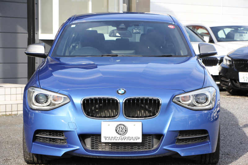 BMW 1シリーズ M135i 直6ﾀｰﾎﾞ320馬力 衝突軽減ﾌﾞﾚｰｷ 車線逸脱警告 歩行者警告 ｸﾙｺﾝ ﾌﾙｾｸﾞTV Bｶﾒﾗ ｱﾀﾞﾌﾟﾃｨﾌﾞMｻｽ ﾀｯﾁﾊﾟｯﾄﾞ対応HDDﾅﾋﾞ専用ｴｱﾛ 18AW&ﾌﾞﾚｰｷ 左右独立ｵｰﾄｴｱｺﾝ ﾊﾟﾄﾞﾙｼﾌﾄ 2年保証