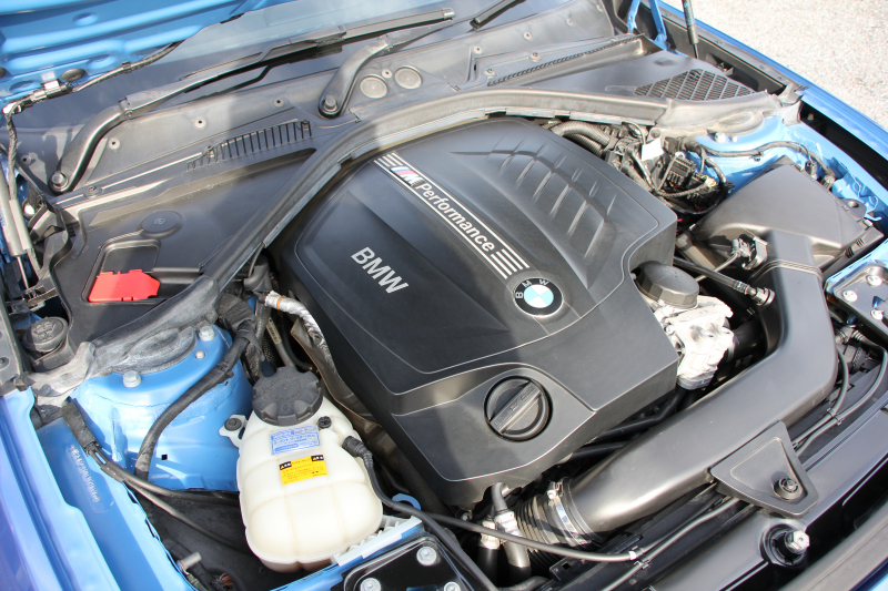 BMW 1シリーズ M135i 直6ﾀｰﾎﾞ320馬力 衝突軽減ﾌﾞﾚｰｷ 車線逸脱警告 歩行者警告 ｸﾙｺﾝ ﾌﾙｾｸﾞTV Bｶﾒﾗ ｱﾀﾞﾌﾟﾃｨﾌﾞMｻｽ ﾀｯﾁﾊﾟｯﾄﾞ対応HDDﾅﾋﾞ専用ｴｱﾛ 18AW&ﾌﾞﾚｰｷ 左右独立ｵｰﾄｴｱｺﾝ ﾊﾟﾄﾞﾙｼﾌﾄ 2年保証