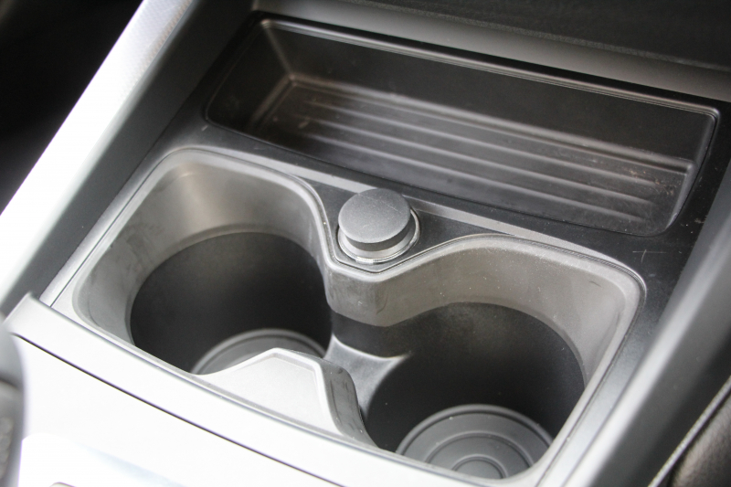 BMW 1シリーズ M135i 直6ﾀｰﾎﾞ320馬力 衝突軽減ﾌﾞﾚｰｷ 車線逸脱警告 歩行者警告 ｸﾙｺﾝ ﾌﾙｾｸﾞTV Bｶﾒﾗ ｱﾀﾞﾌﾟﾃｨﾌﾞMｻｽ ﾀｯﾁﾊﾟｯﾄﾞ対応HDDﾅﾋﾞ専用ｴｱﾛ 18AW&ﾌﾞﾚｰｷ 左右独立ｵｰﾄｴｱｺﾝ ﾊﾟﾄﾞﾙｼﾌﾄ 2年保証